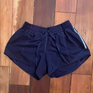 LULULEMON Hotty Hot Short